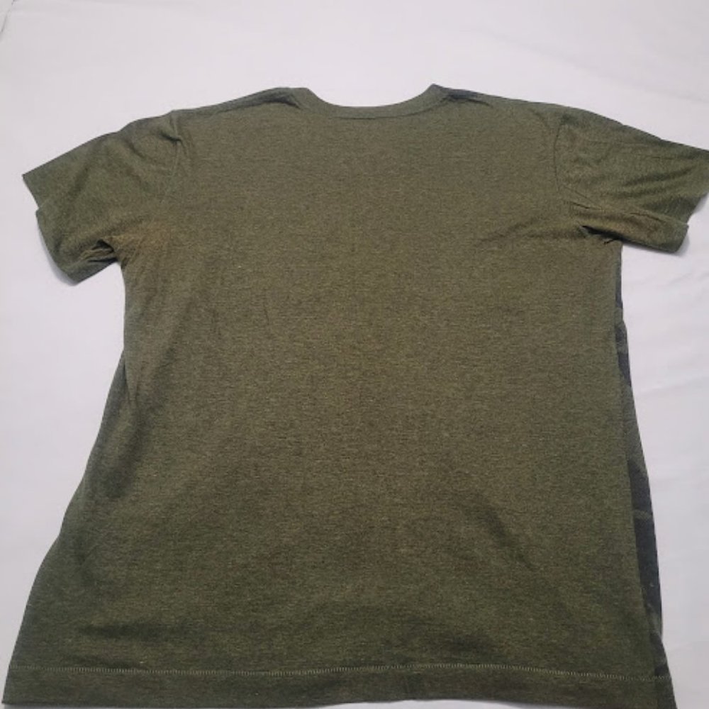 Marc Ecko T-Shirt - Picture 2 of 3